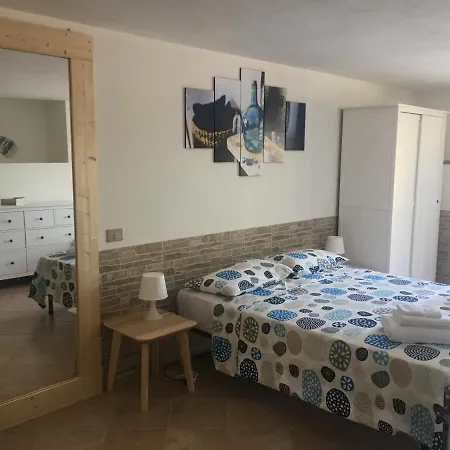 Tavolara Bed & Breakfast Puntaldia